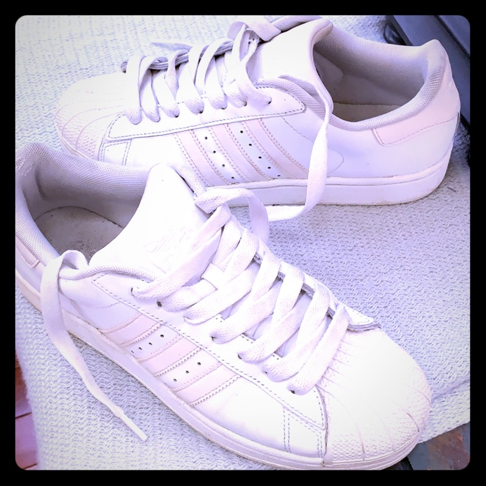Adidas Superstar Sneakers